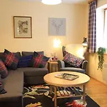 Schwalbennest * 巴德小基希海姆