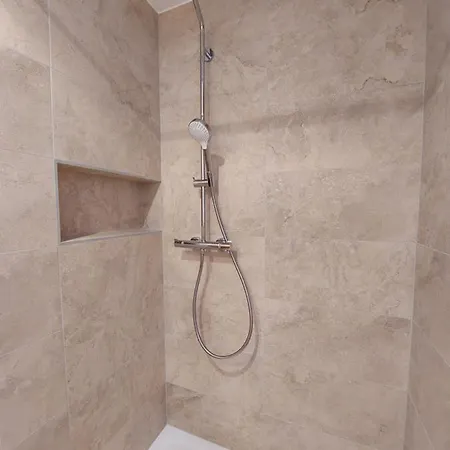 샬레 Schwalbennest